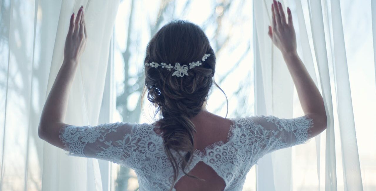 Suknie na Ślub Cywilny: Jak Wybrać Idealny Strój na Ten Wyjątkowy Dzień